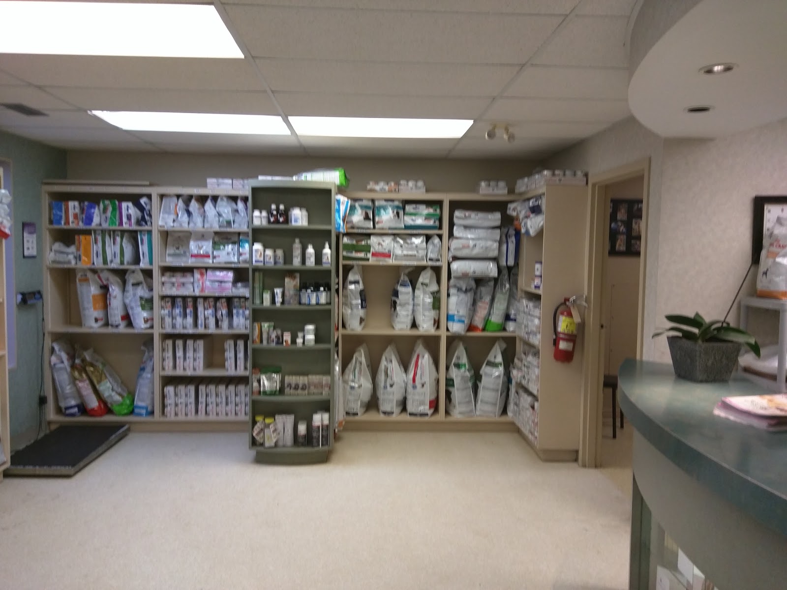 Cheltenham Veterinary Centre - Victoria , Canada