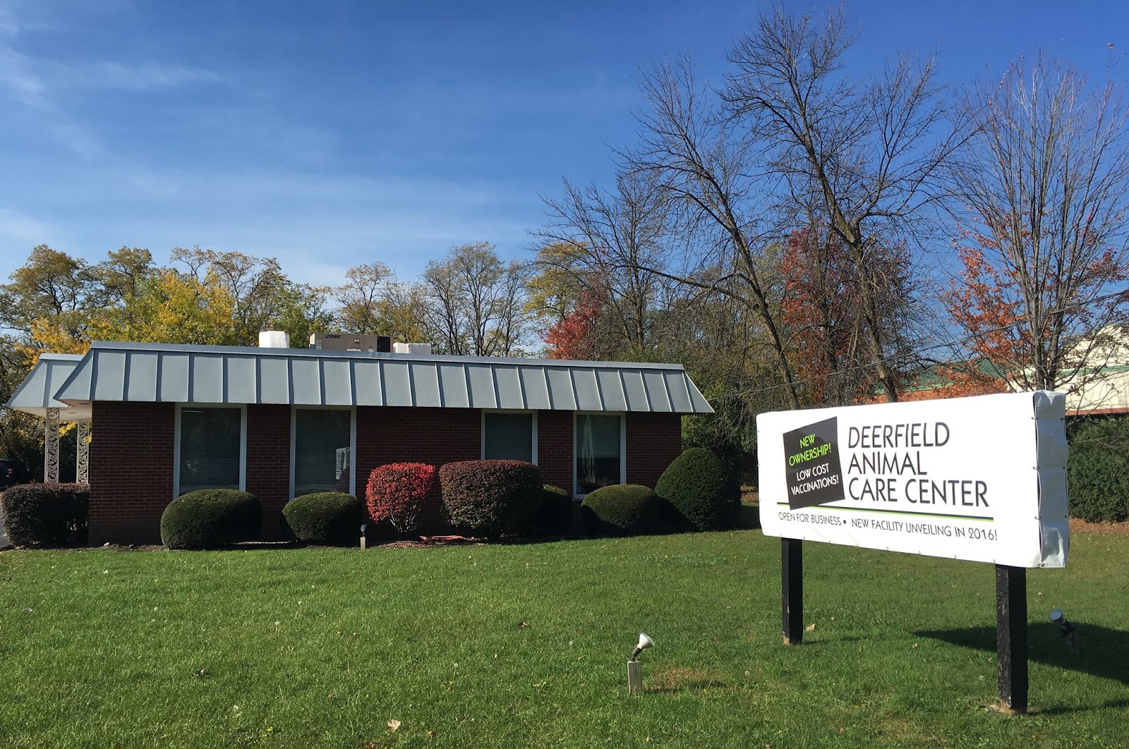 Deerfield Animal Care Center - Deerfield , United States