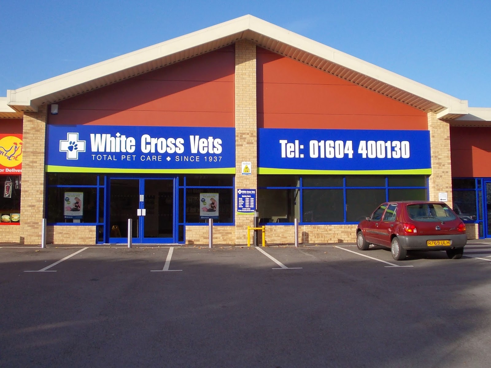 White Cross Vets - Northampton , United Kingdom