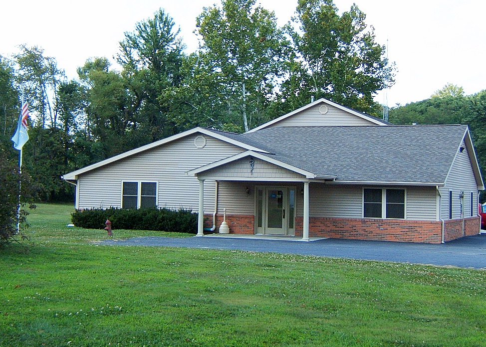 East Pines Animal Clinic - Boonville , United States