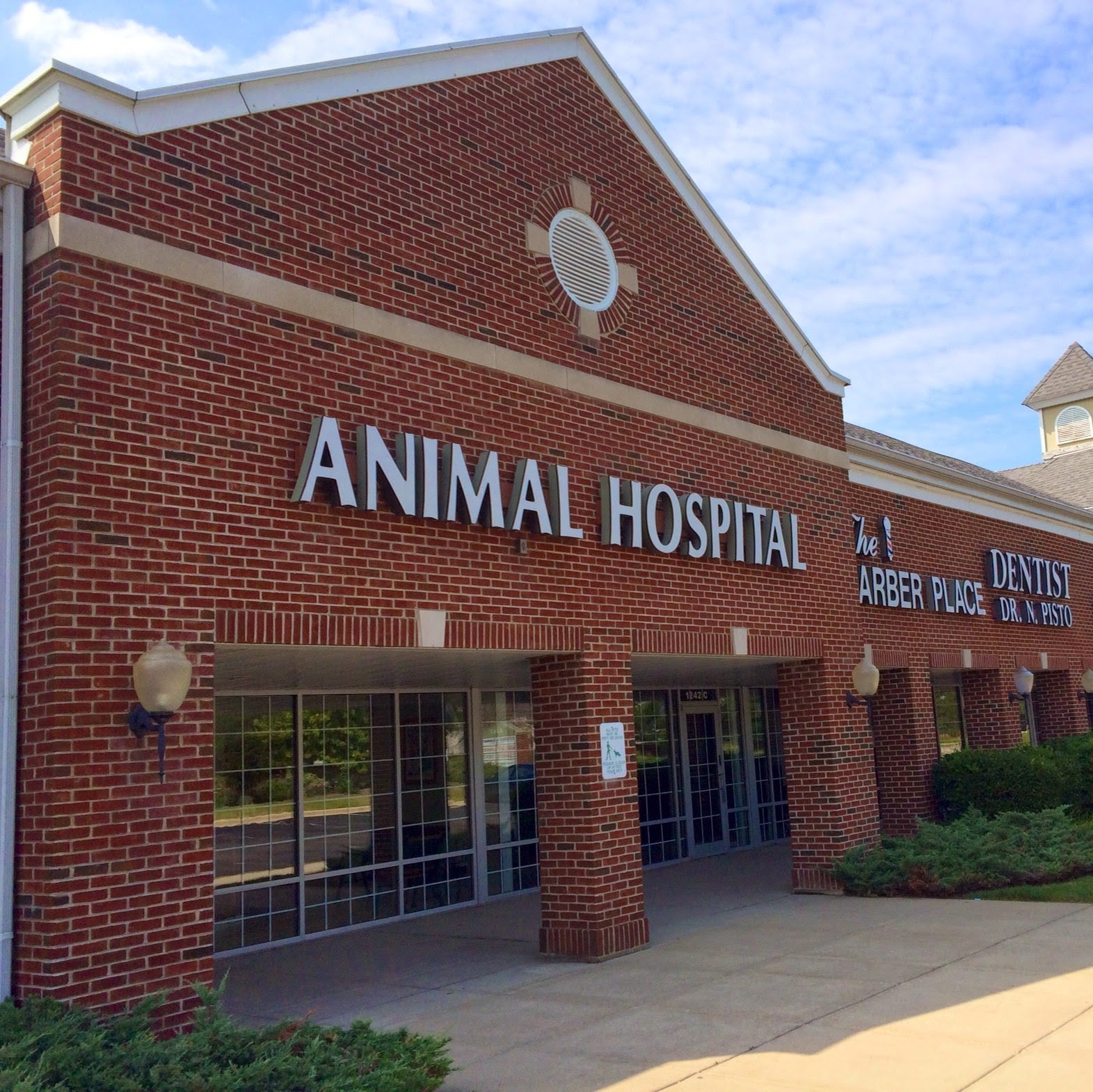 Eola Point Animal Hospital - Aurora , United States