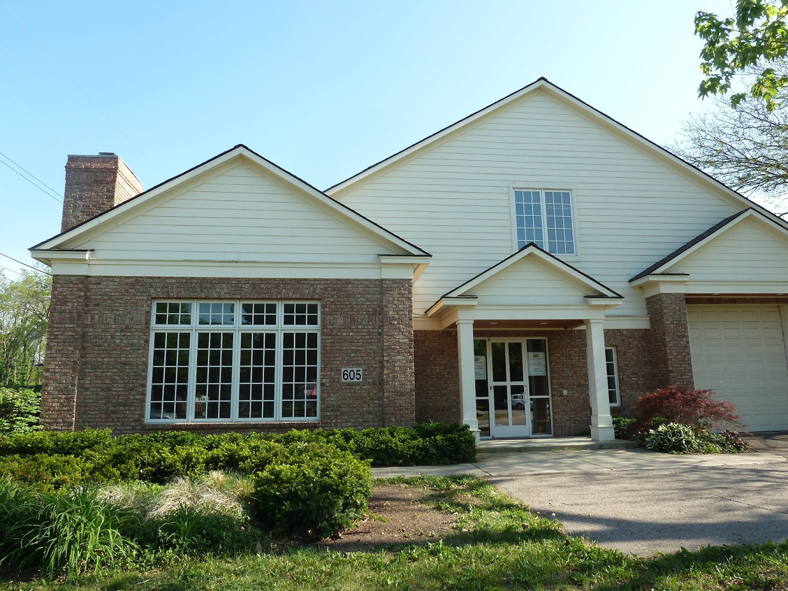 Commerce Village Veterinary Hospital - Commerce Township , United States