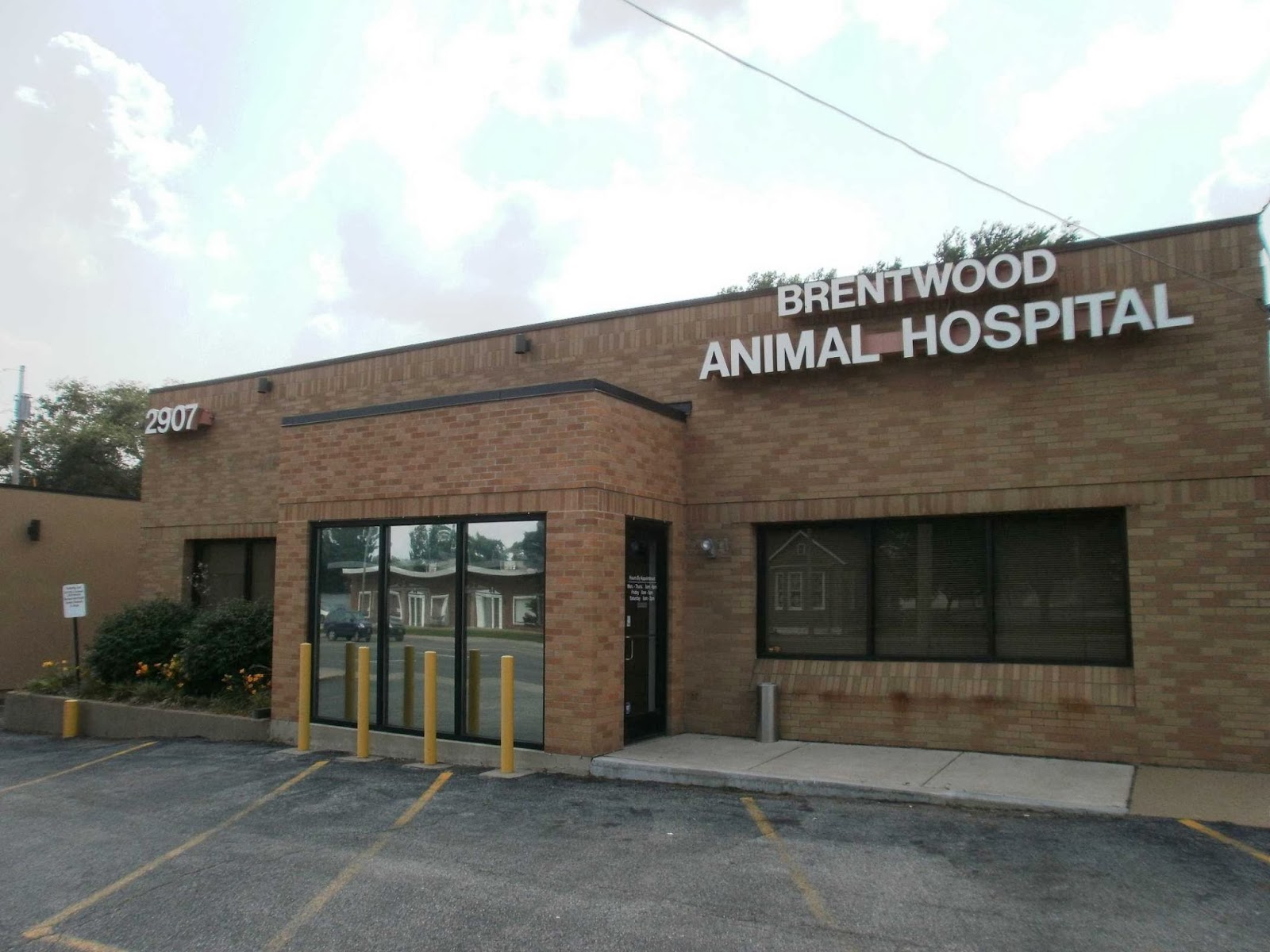 Brentwood Animal Hospital - St. Louis , United States