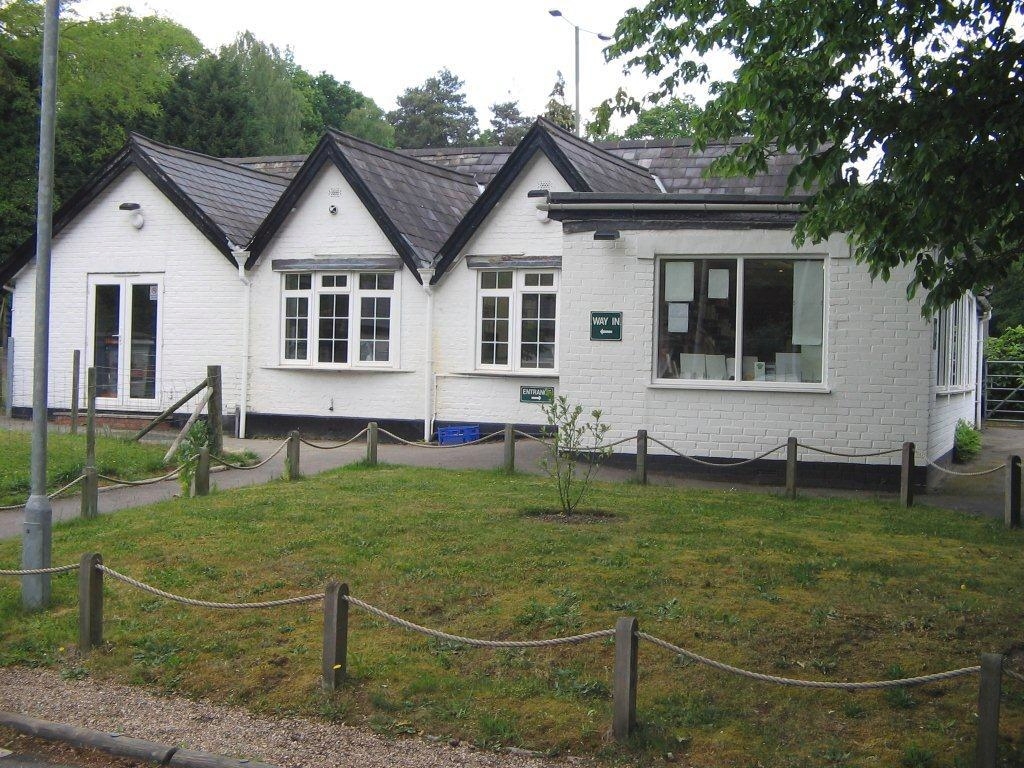 Cobham Veterinary Centre - Cobham , United Kingdom