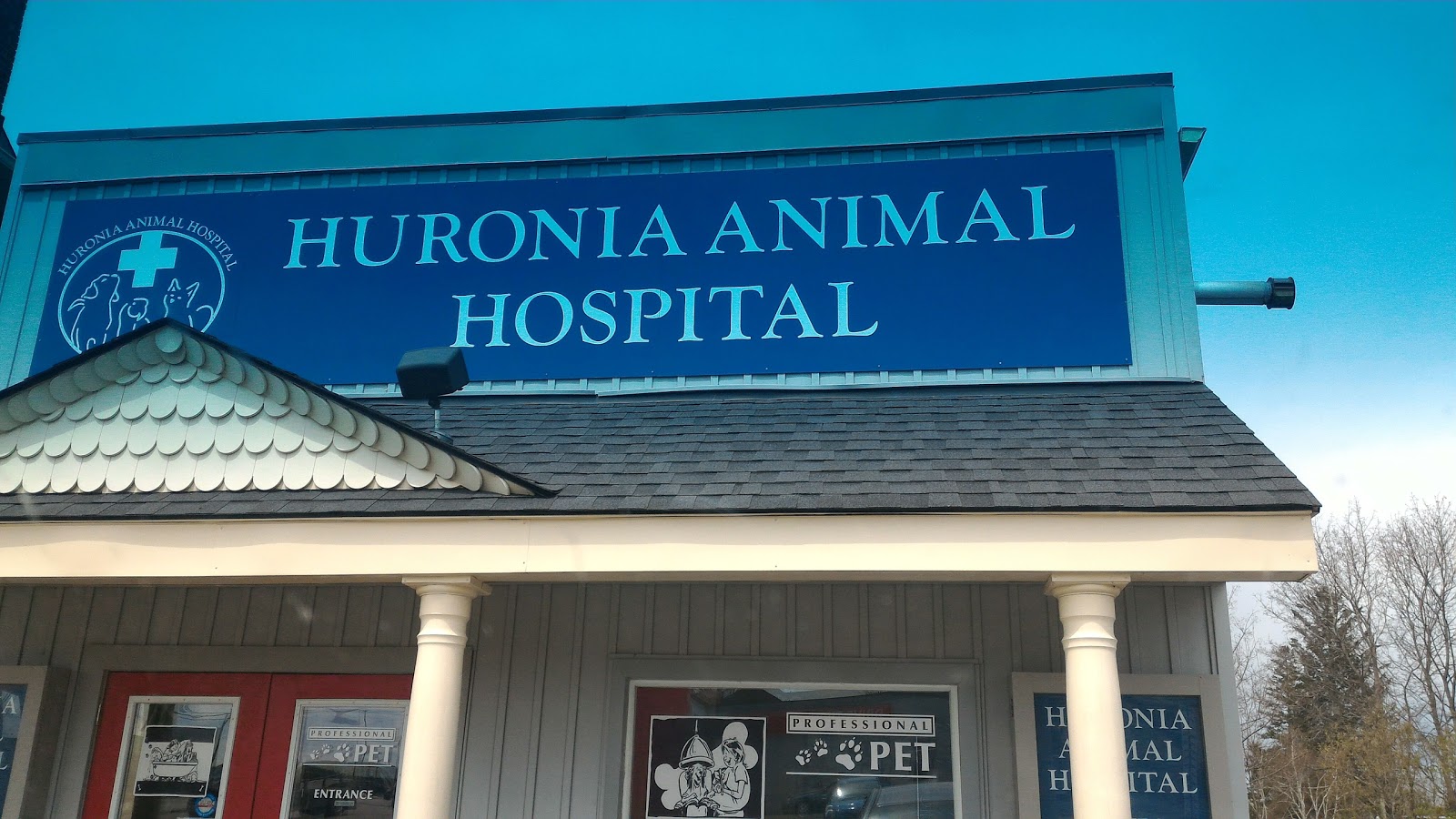 Huronia Animal Hospital - Penetanguishene , Canada