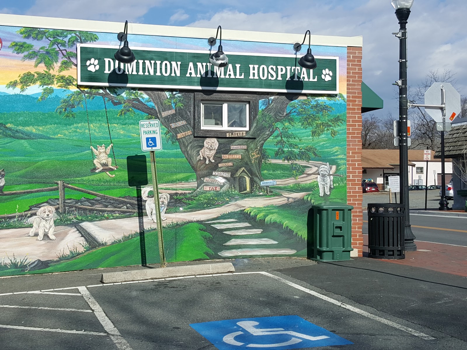 Dominion Animal Hospital - Herndon , United States