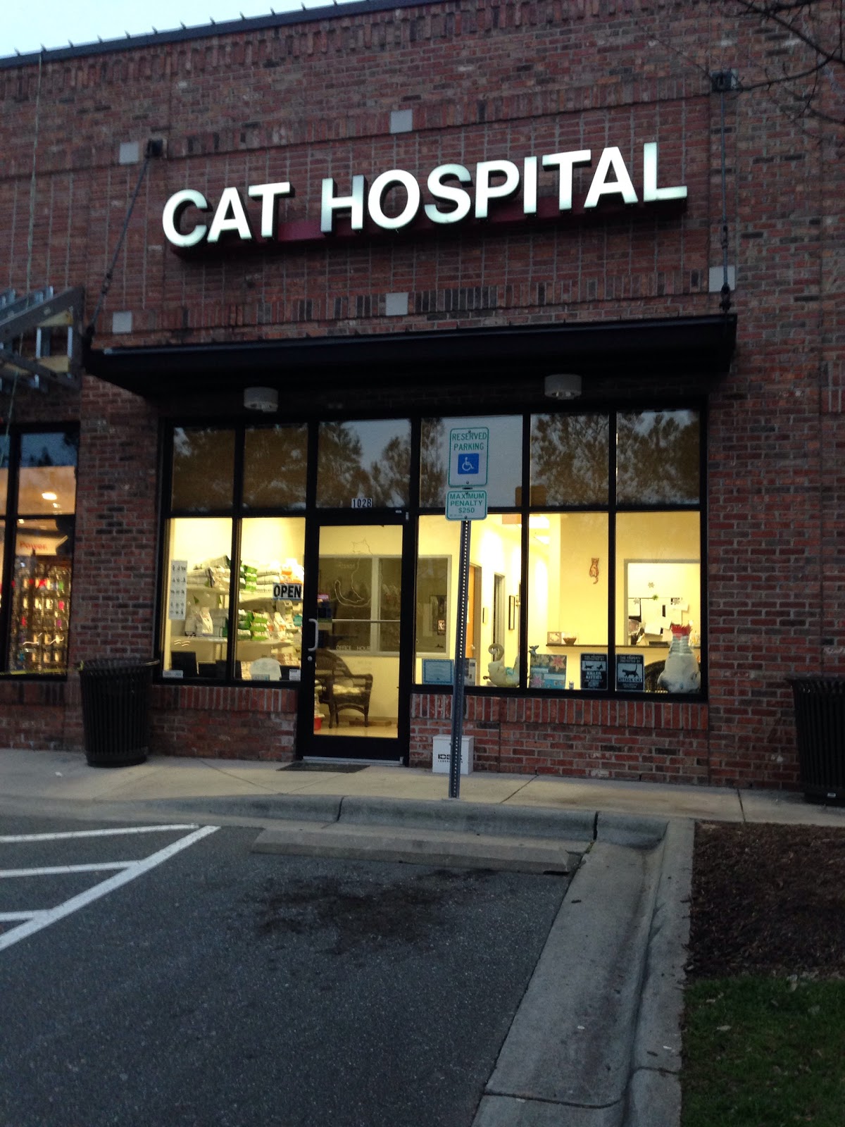 The Cat Hospital Of Durham And Chapel Hill - Chapel Hill , United States