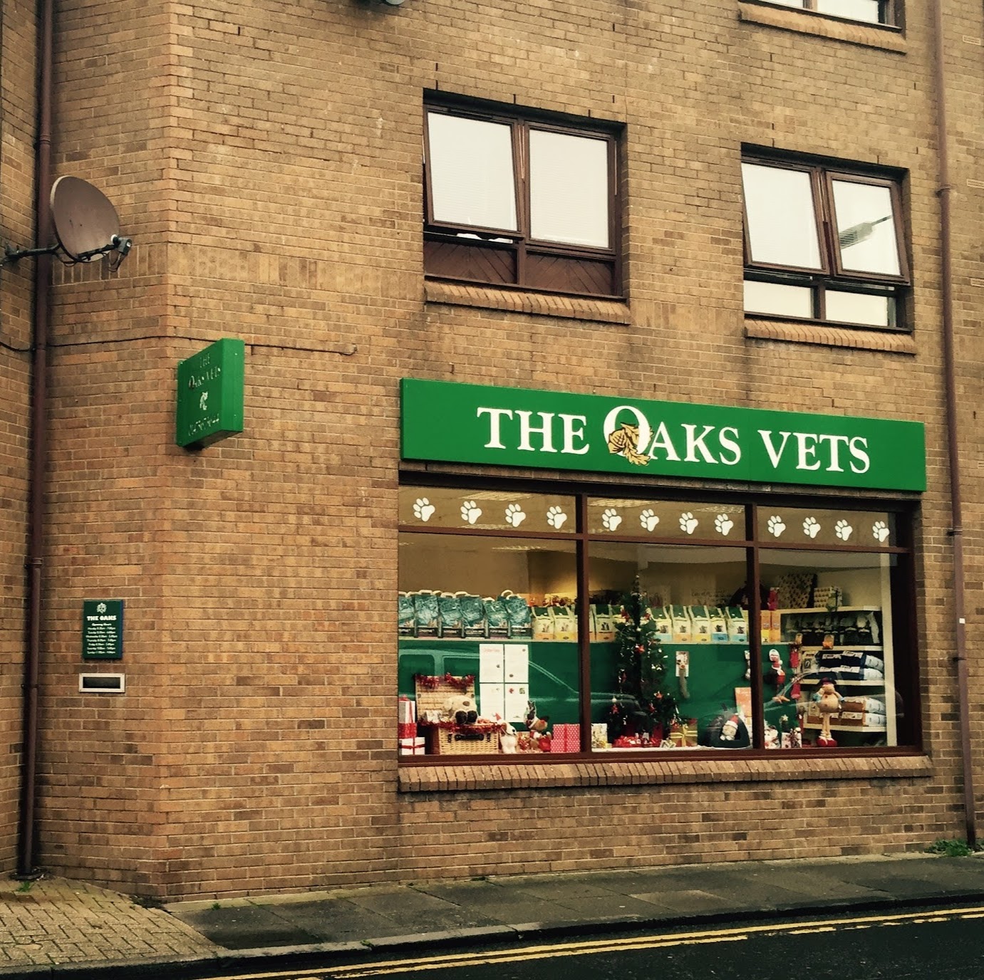 The Oaks Vets - Largs , United Kingdom
