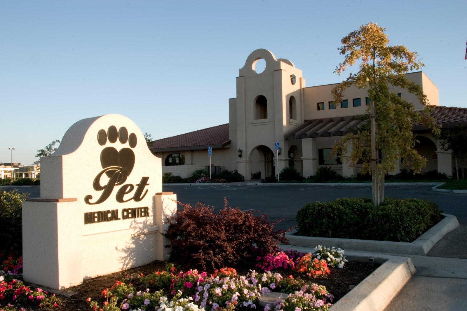 Pet Medical Center And Spa - Fresno , United States