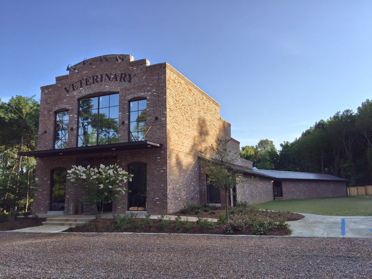 Mannsdale Animal Clinic - Madison , United States