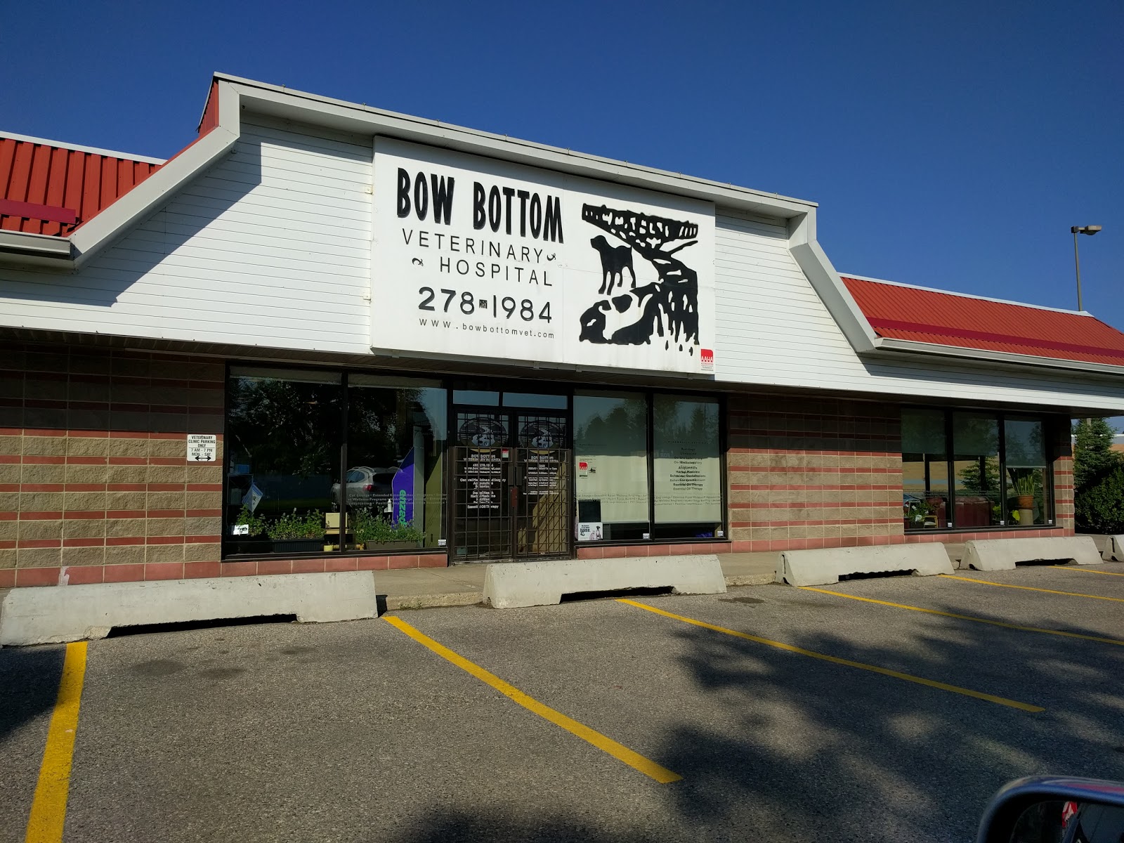 Bow Bottom Veterinary Hospital - Calgary , Canada