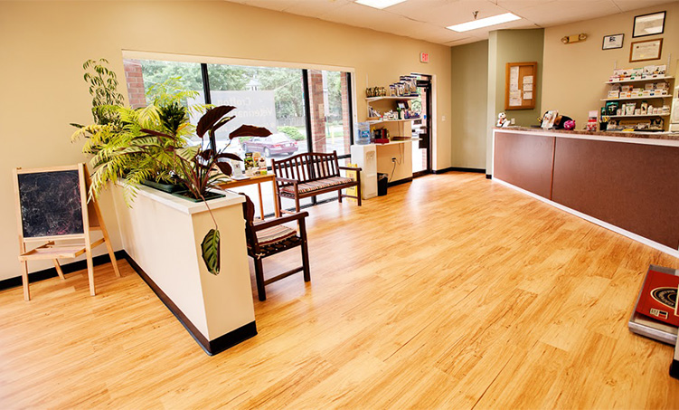 Crofton Veterinary Center - Crofton , United States
