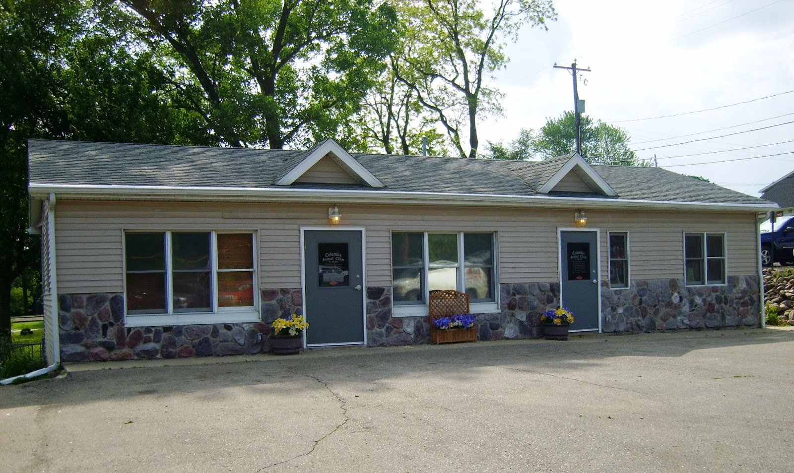 Columbia Animal Clinic - Brooklyn , United States