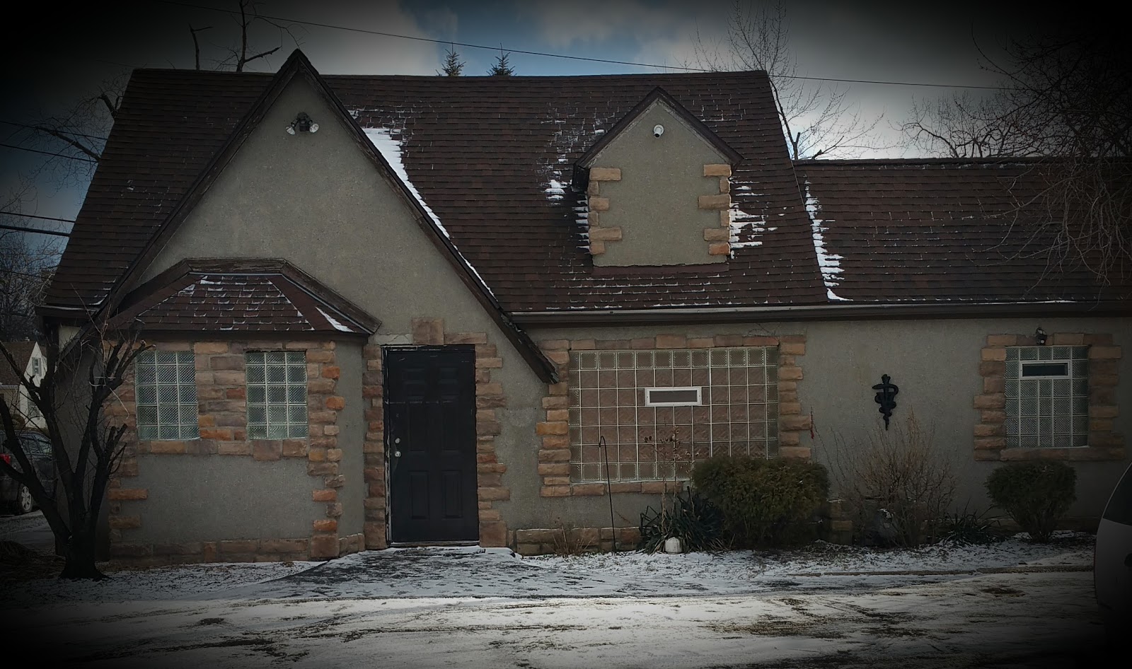 Suburban Veterinary Clinic - Maple Heights , United States