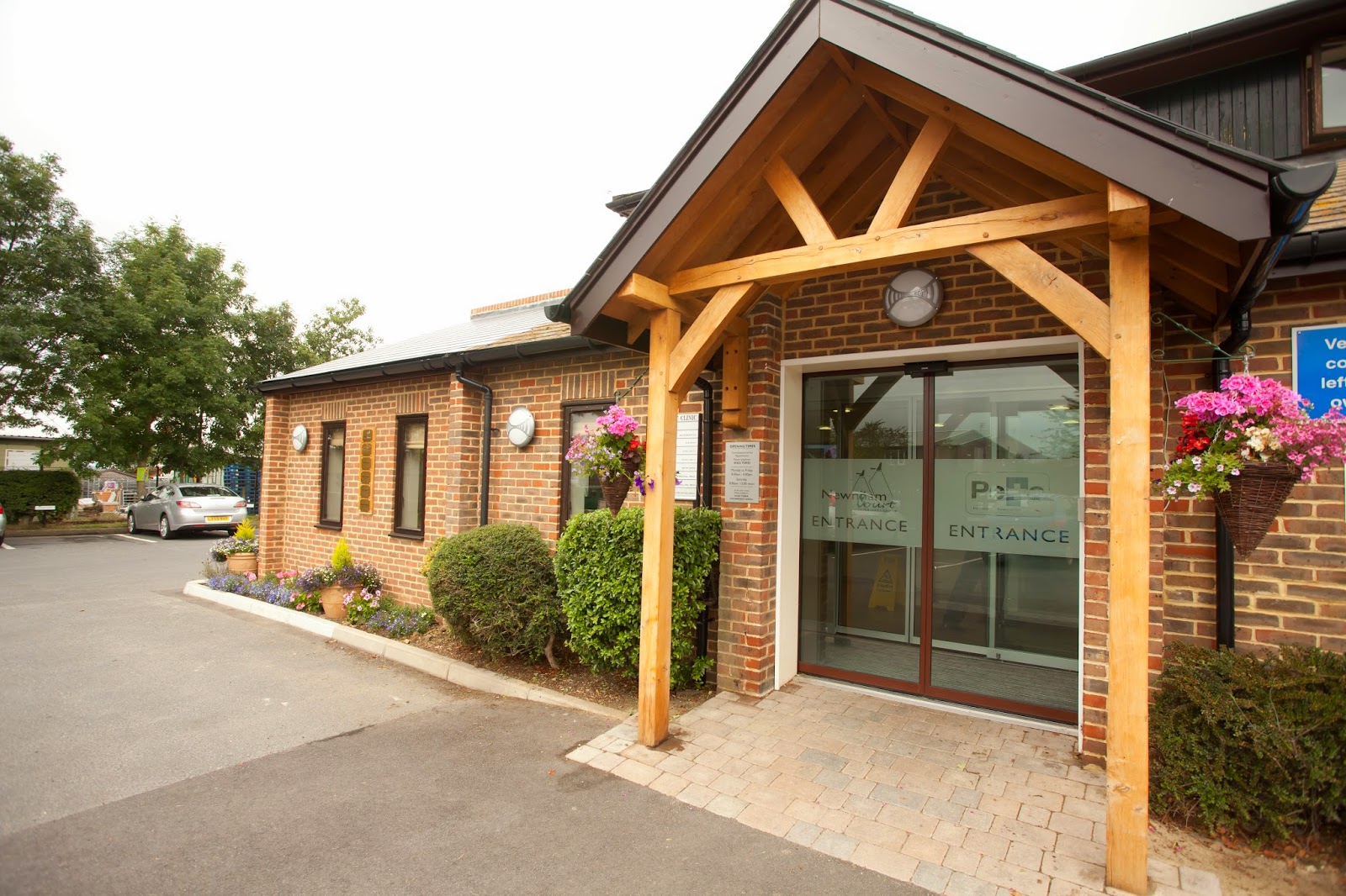 Newnham Court Veterinary Hospital - Maidstone , United Kingdom