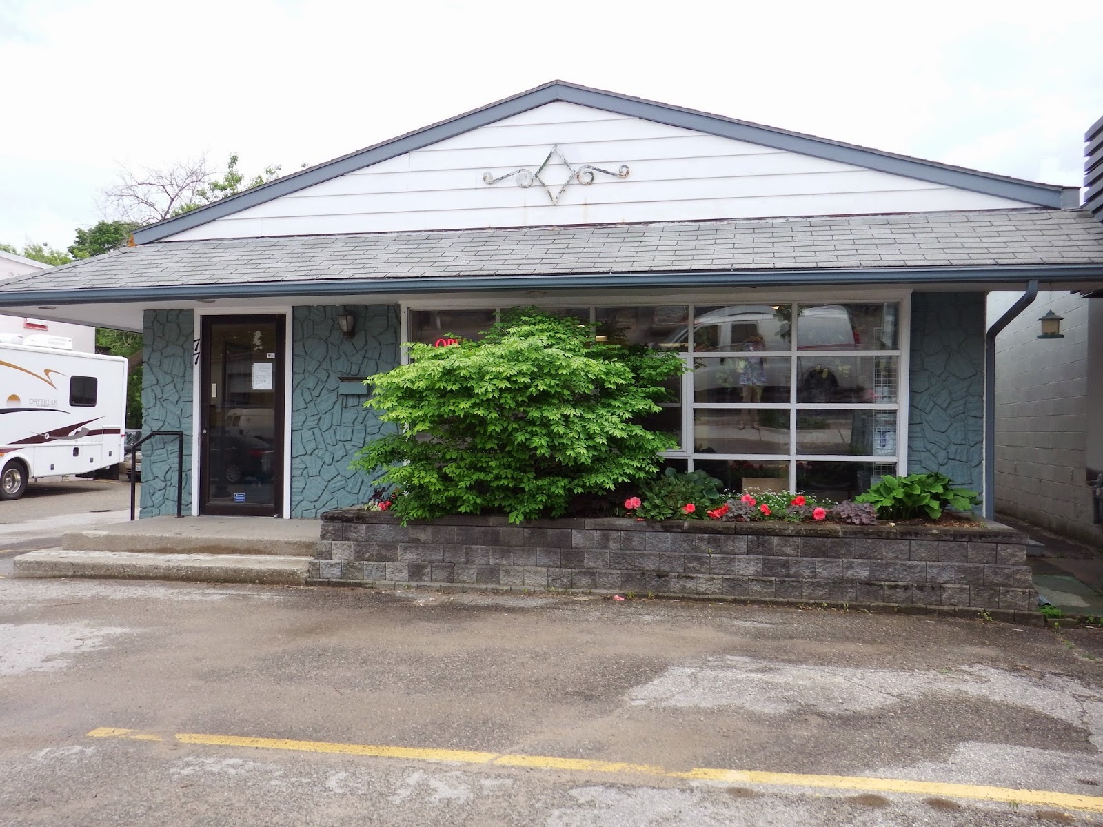Colborne Street Pet Hospital - Orillia , Canada