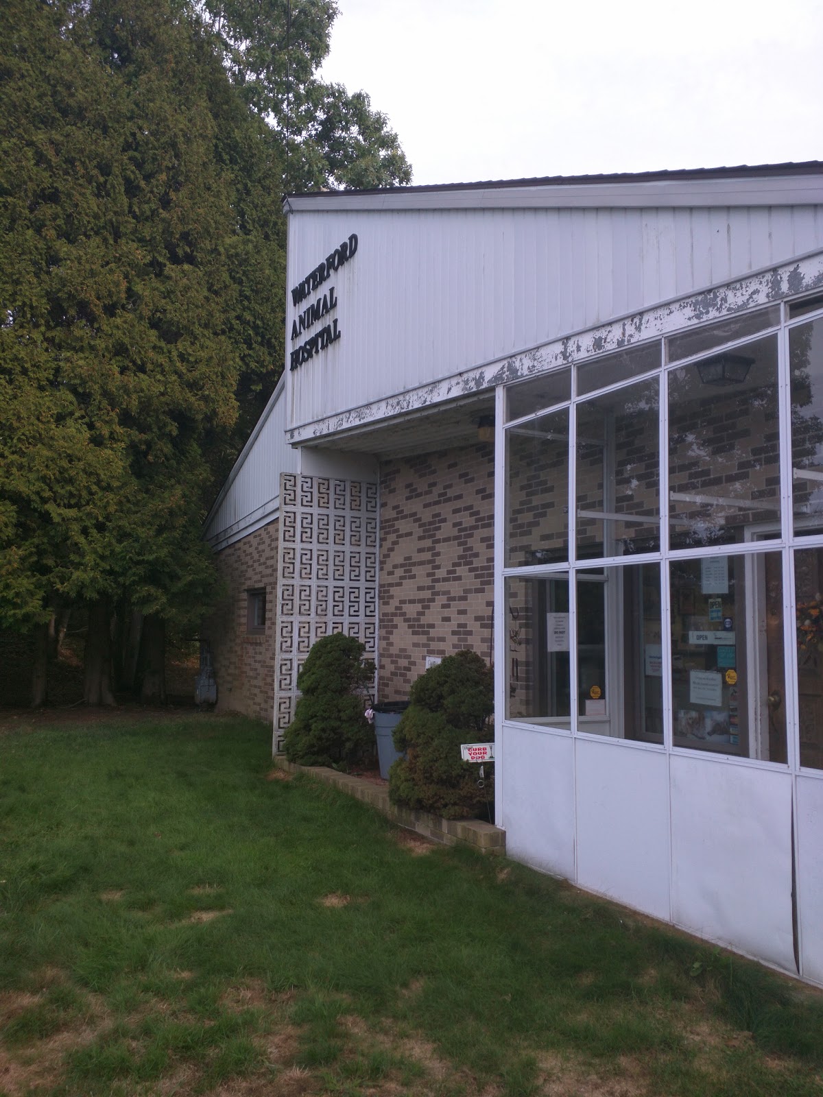 Waterford Animal Hospital - Waterford , United States