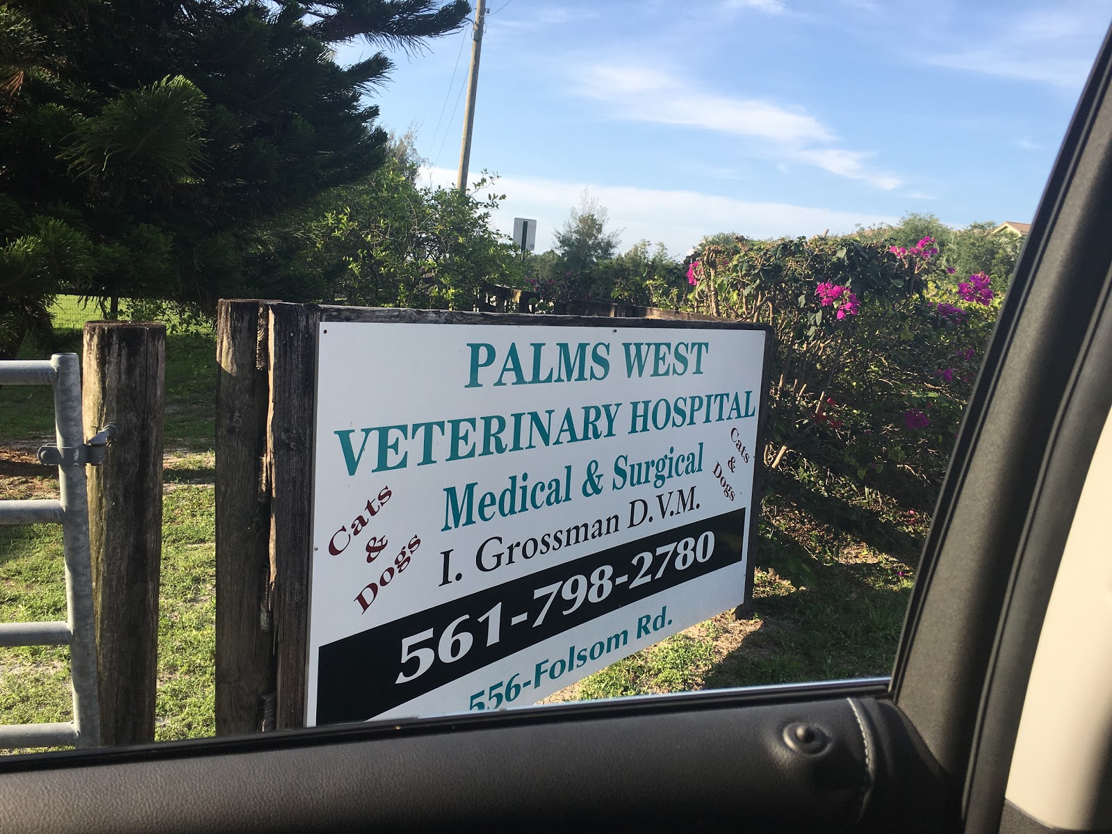 Palms West Veterinary Hospital - Loxahatchee Groves , United States