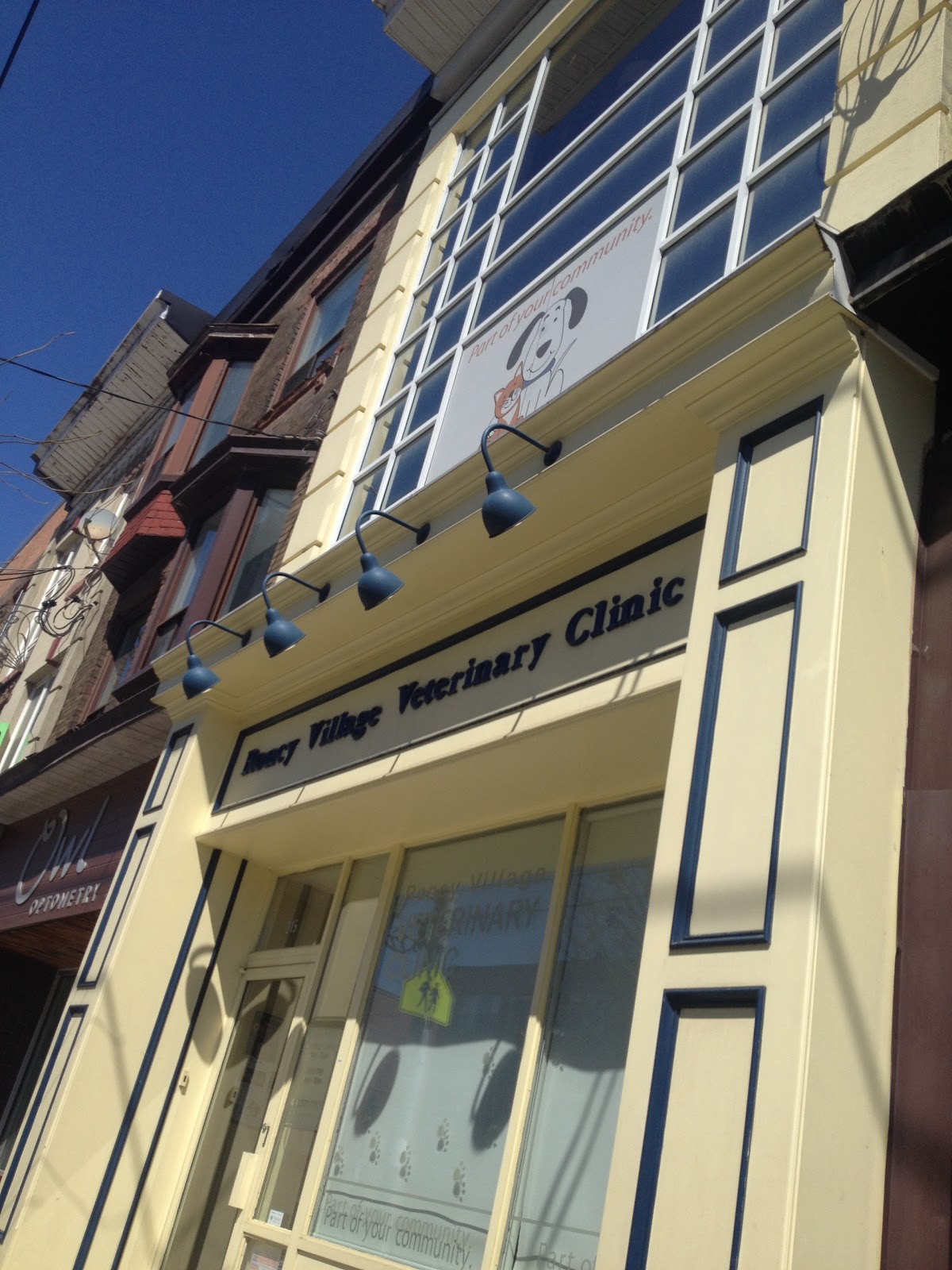 Roncy Village Veterinary Clinic - Toronto , Canada