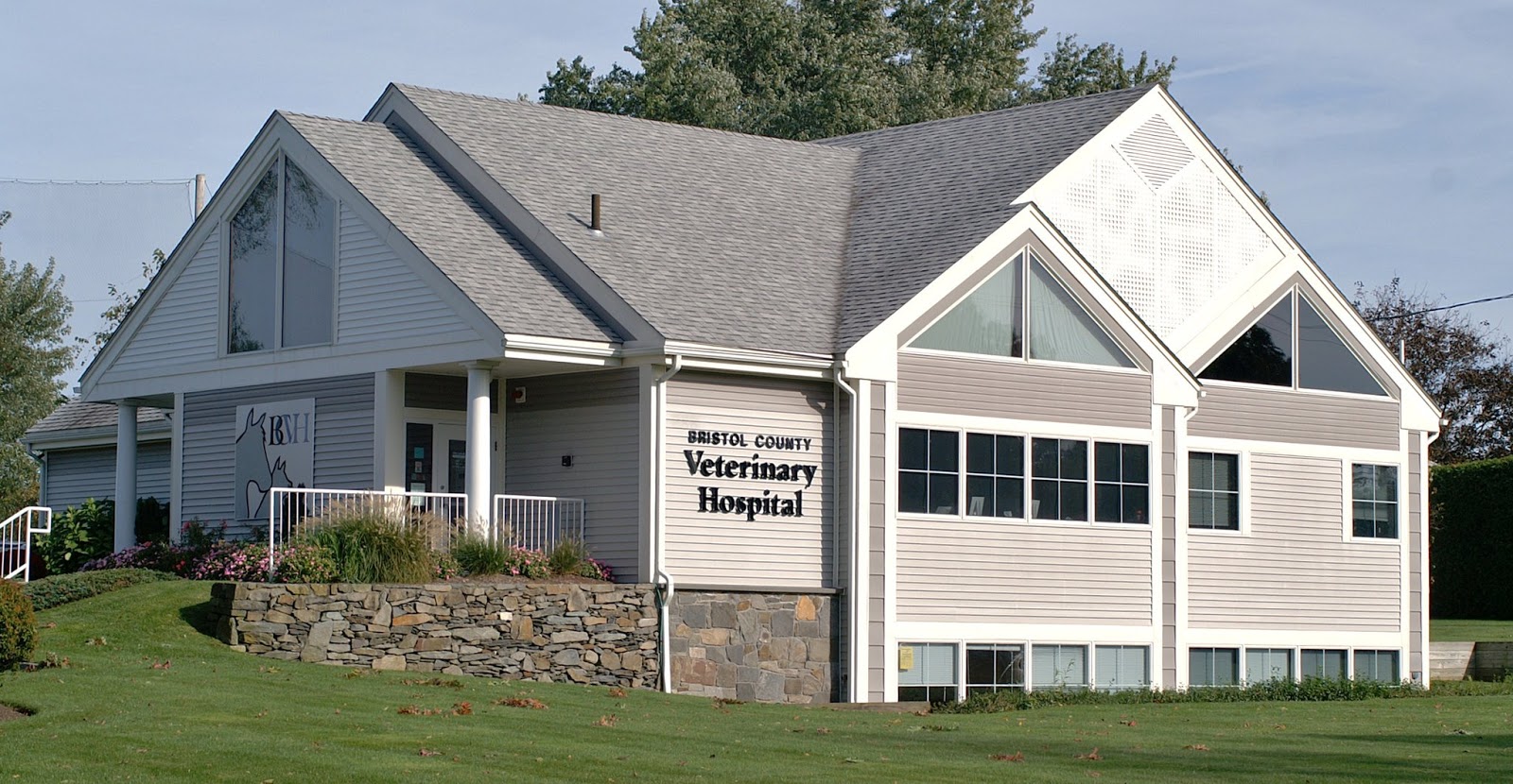 Bristol County Veterinary Hospital - Seekonk , United States