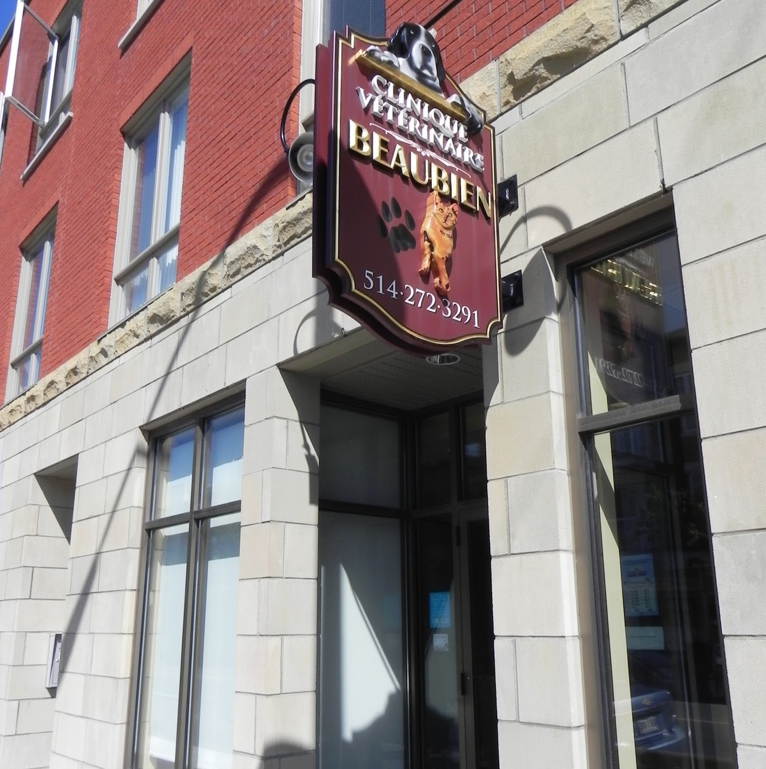 Veterinary Clinic Beaubien - Montreal , Canada
