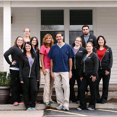Lafayette Veterinary Clinic - Lafayette , United States