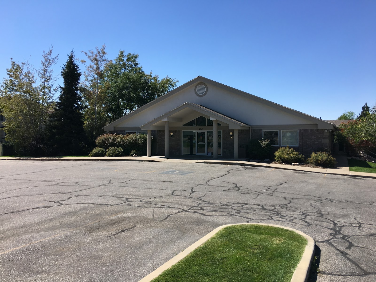 Burch Creek Animal Hospital - Ogden , United States